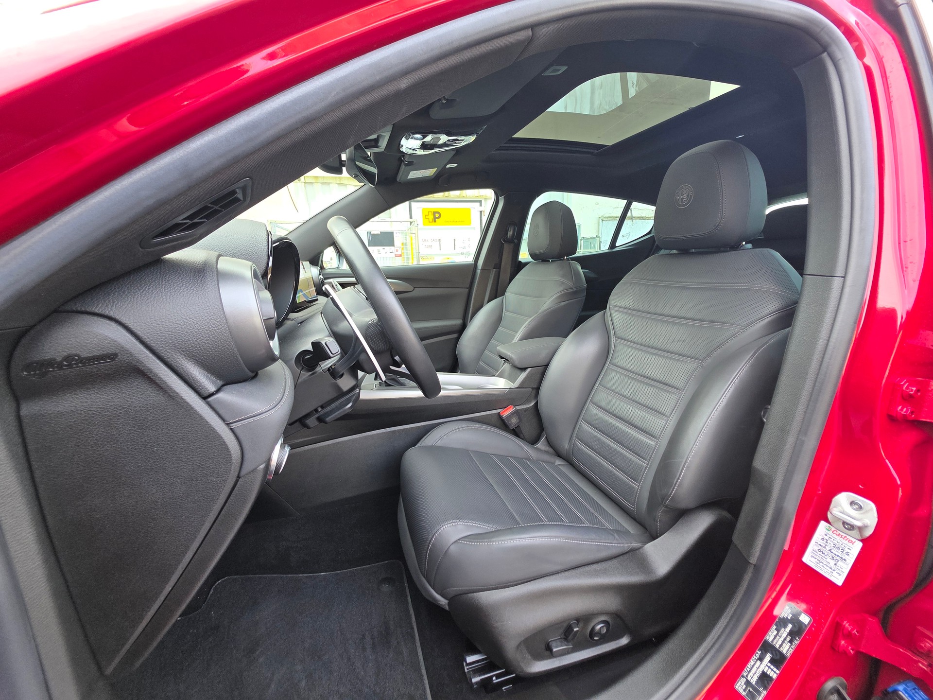 ALFA ROMEO Tonale 1.3 Plug-in-Hybrid Q4 Veloce-image-23