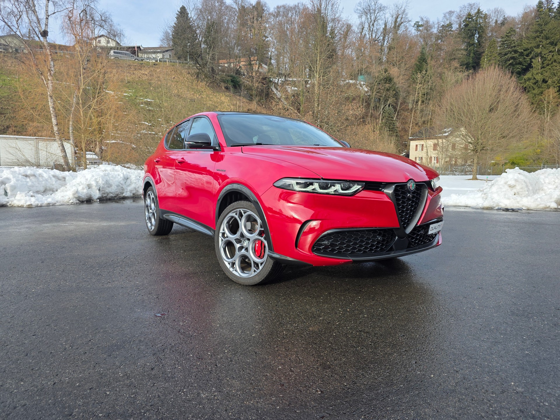 ALFA ROMEO Tonale 1.3 Plug-in-Hybrid Q4 Veloce-image-4