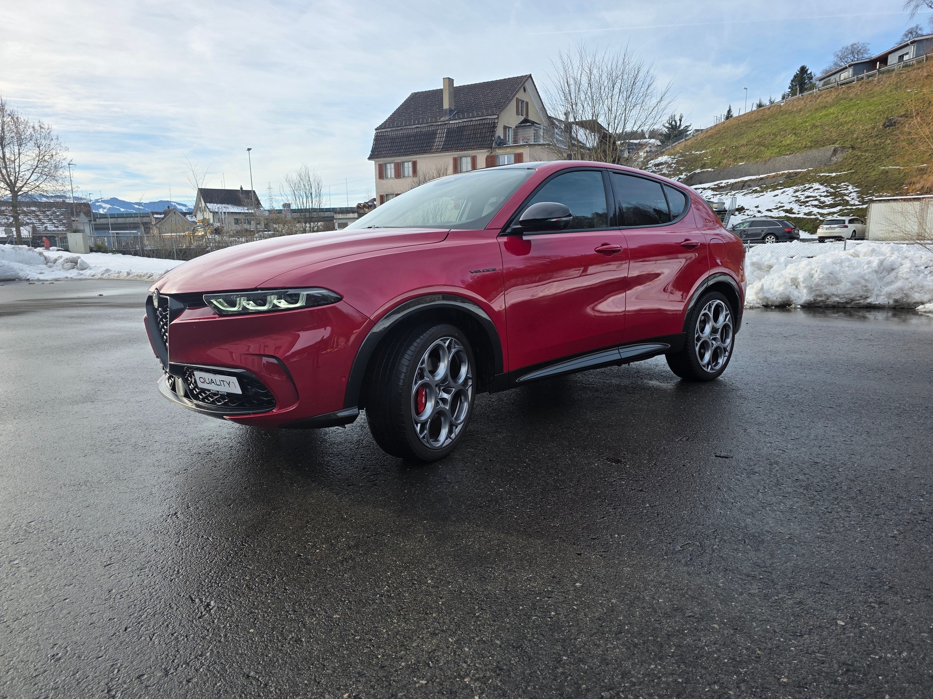 ALFA ROMEO Tonale 1.3 Plug-in-Hybrid Q4 Veloce-image-9