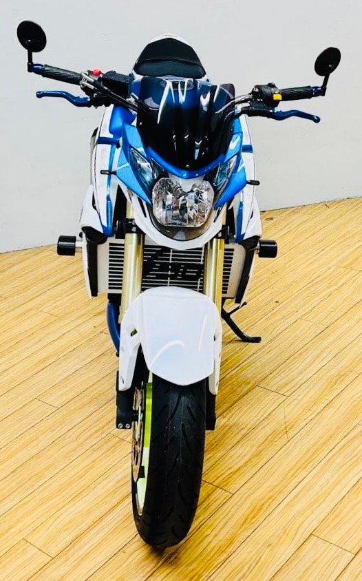 SUZUKI GSR 750 ABS-image-7