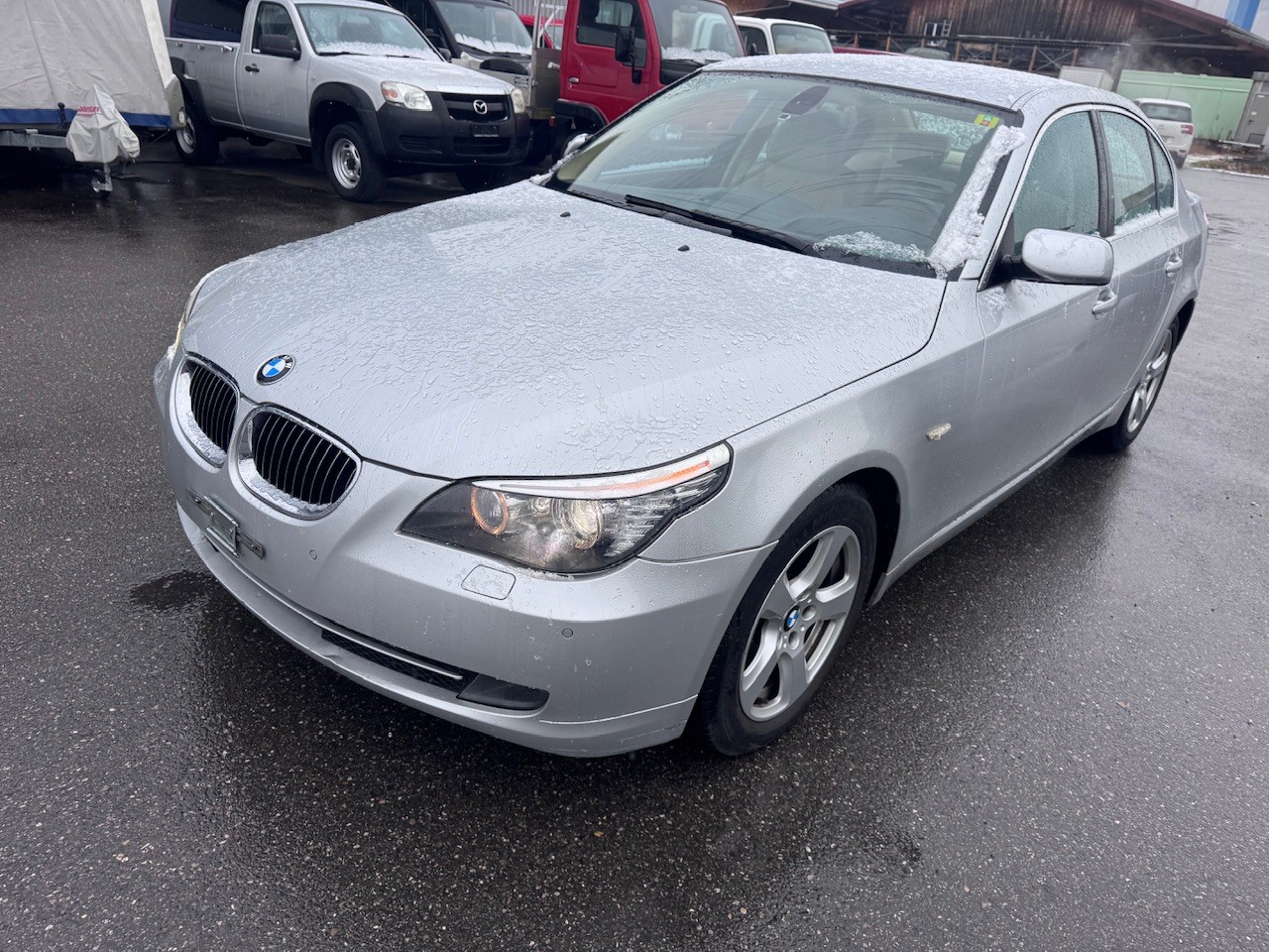 BMW 530xi Steptronic-image-1