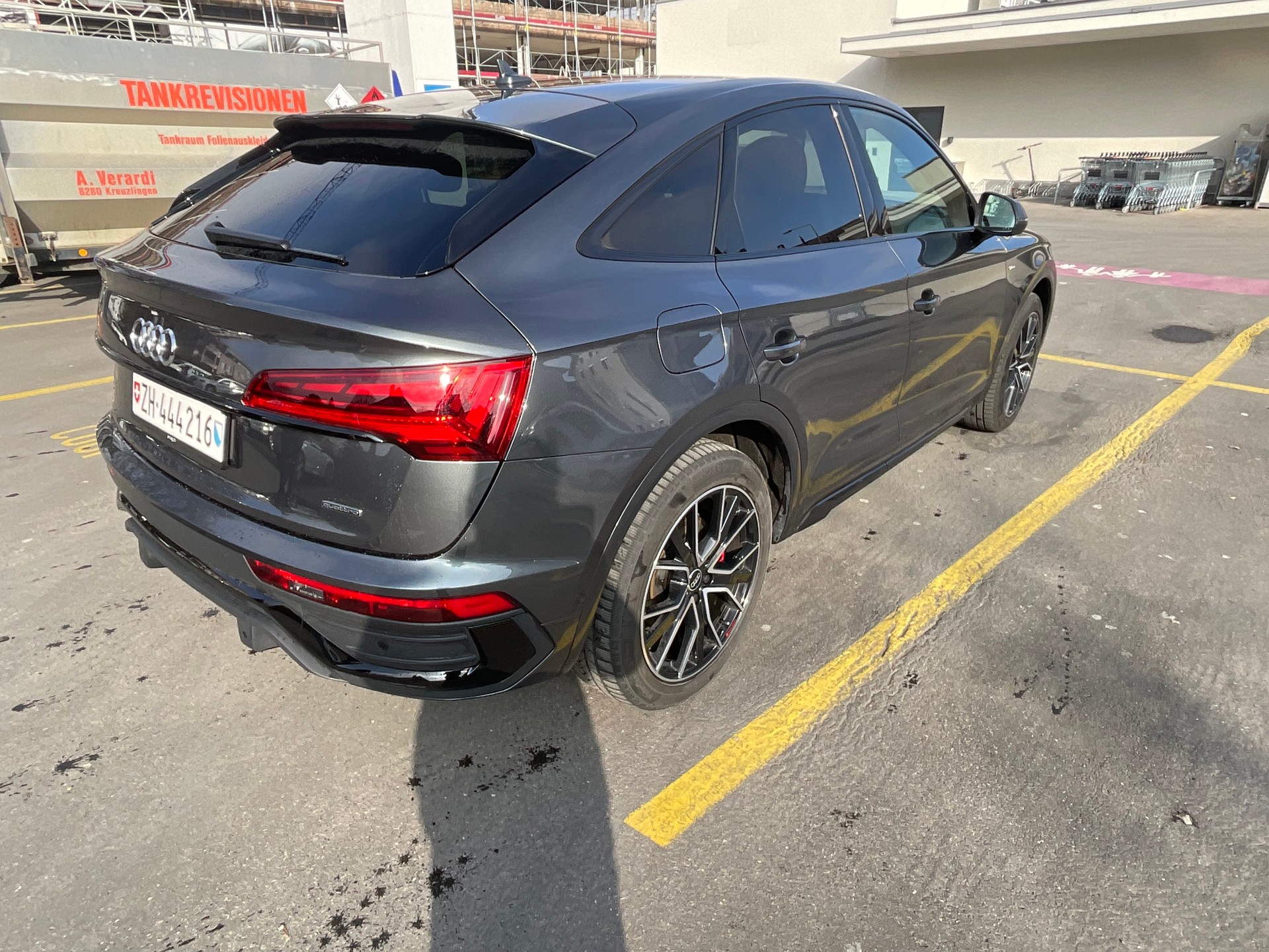 AUDI Q5 Sportback 55 TFSI e PHEV S line quattro S-tronic-image-3