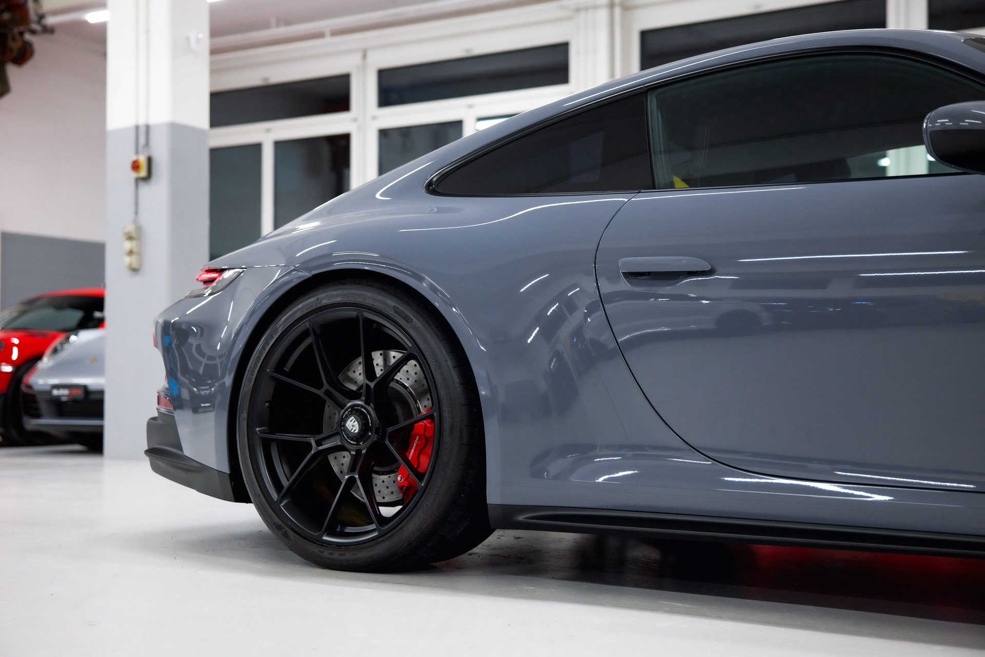 PORSCHE 911 GT3 Touring PDK 2+2 Jahre Garantie-image-11