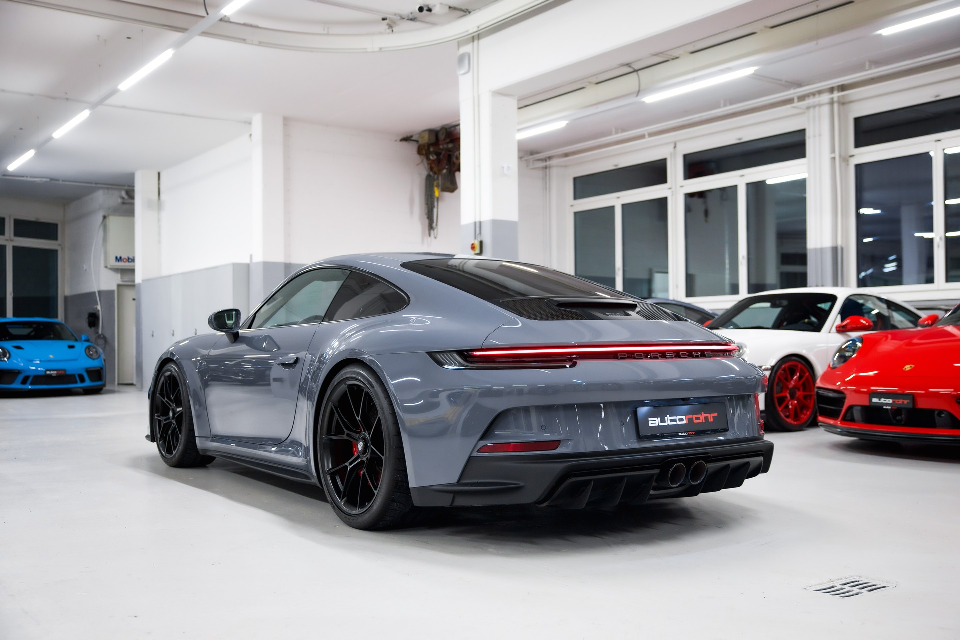 PORSCHE 911 GT3 Touring PDK 2+2 Jahre Garantie-image-6