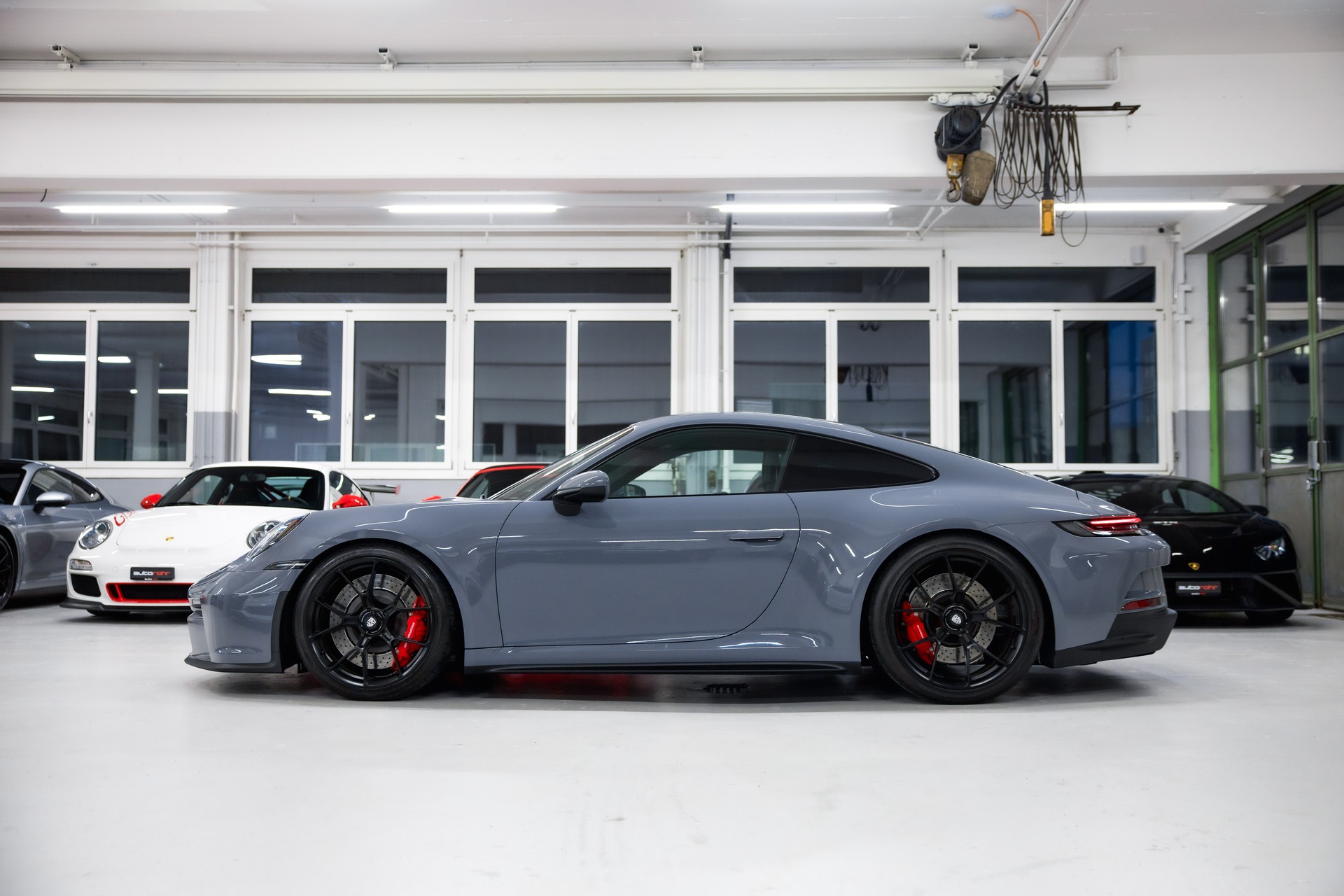 PORSCHE 911 GT3 Touring PDK 2+2 Jahre Garantie-image-4