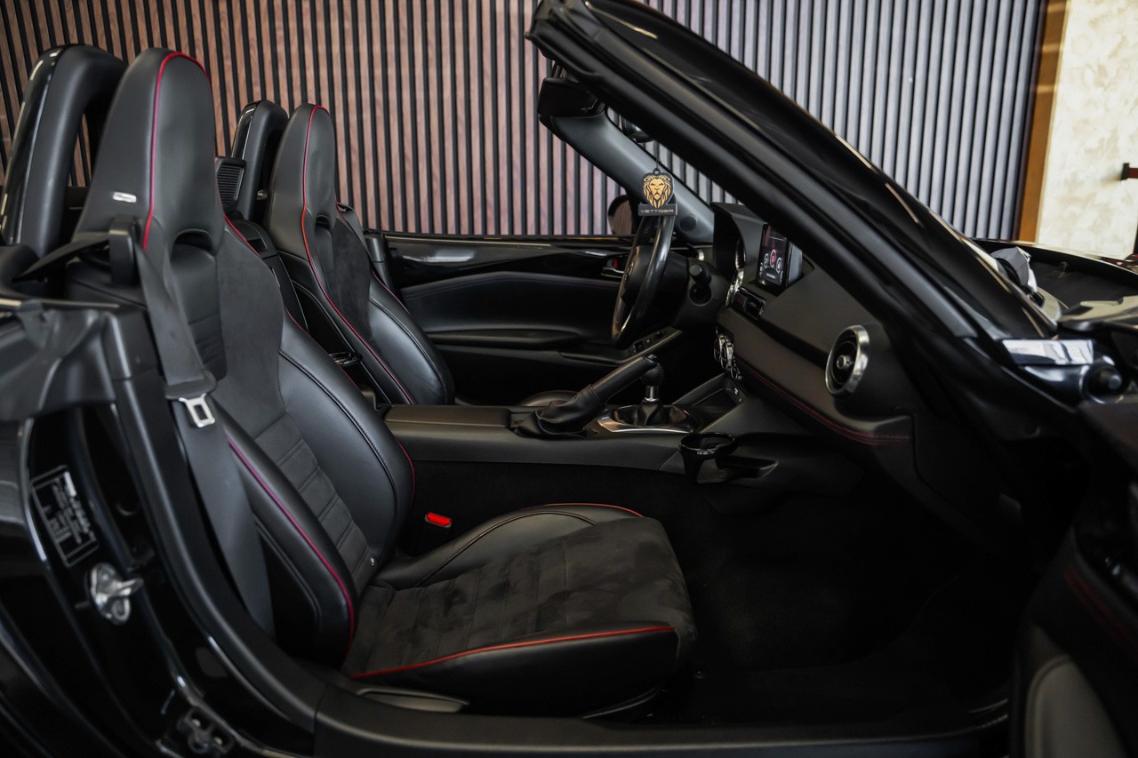 MAZDA MX-5 SKYACTIV-G 184 Revolution-image-17