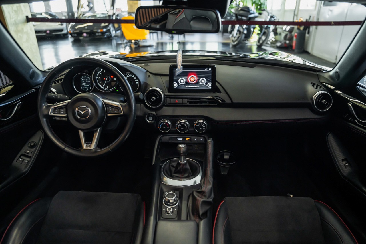 MAZDA MX-5 SKYACTIV-G 184 Revolution-image-12