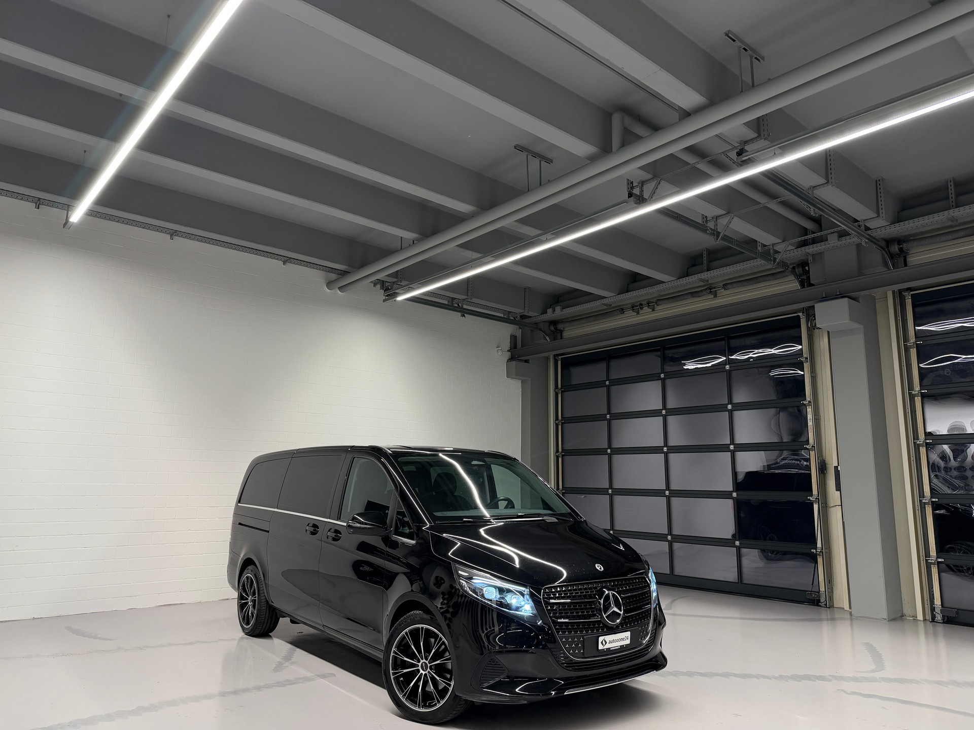 MERCEDES-BENZ V 250 d 4matic Avantgarde lang Van *CH-Auto*Gratis Service*MSI Garantie bis 16.12.2027*360°Kamera*-showroom-element-3