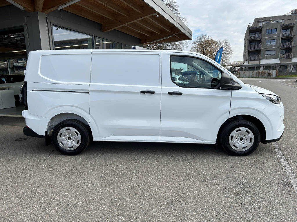 FORD Transit Custom Van 320 L1 2.5 Duratec 233 Trend PHEV-showroom-element-1