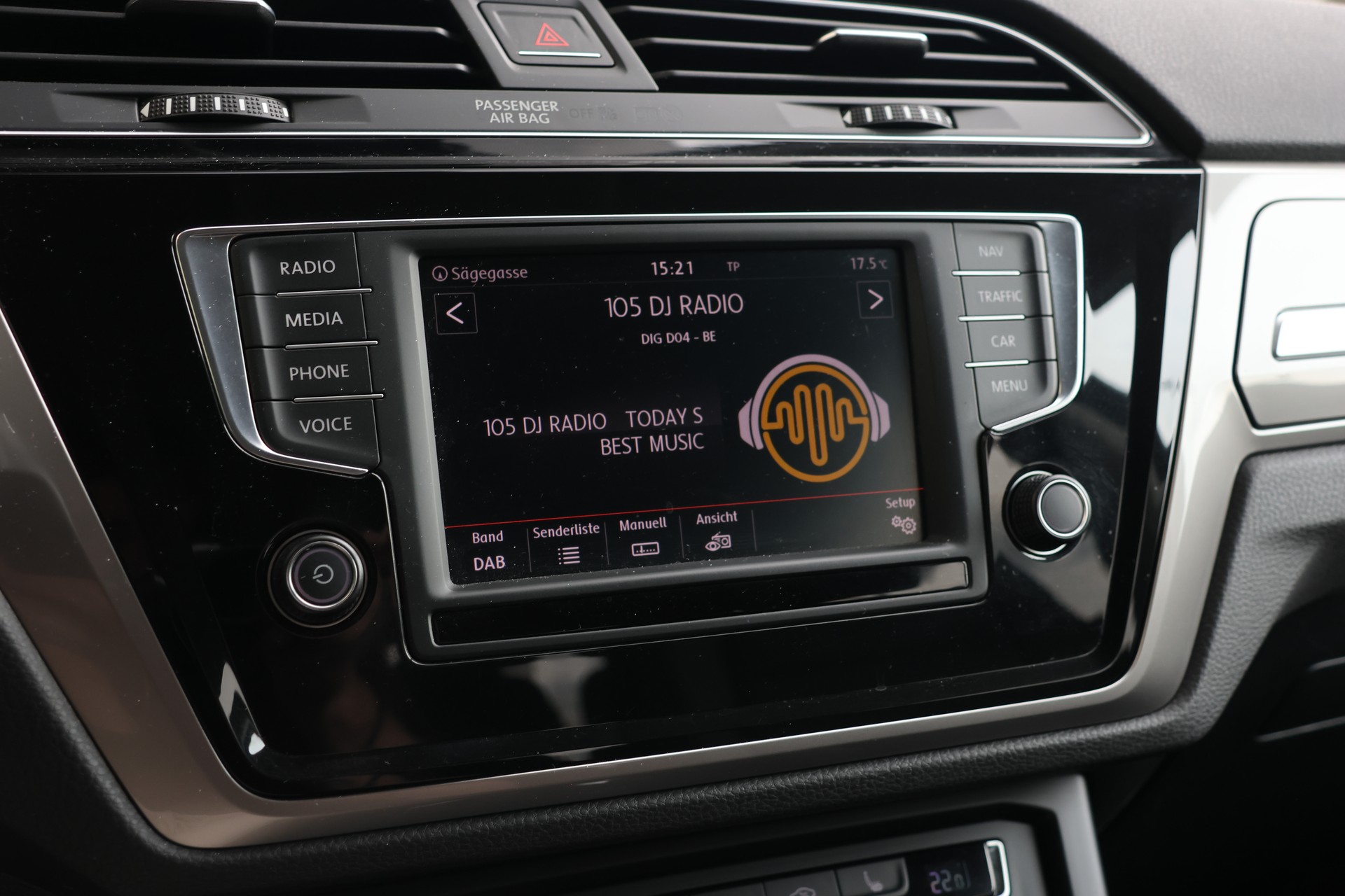 VW Touran 1.4 TSI BlueMotion Technology Trendline DSG-image-22