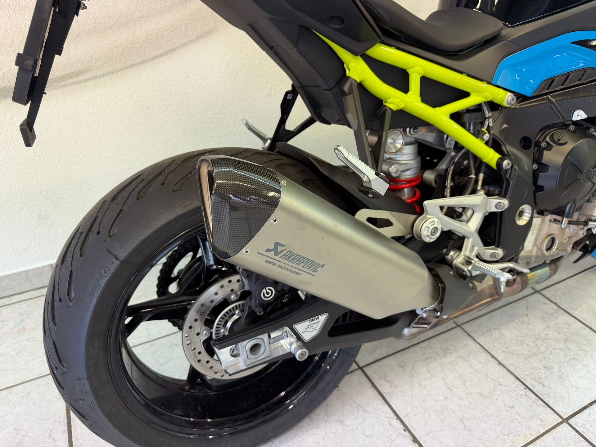 BMW S 1000 R-image-6