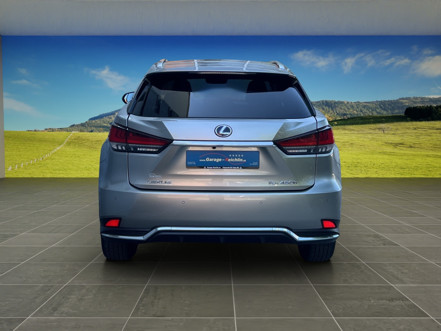 LEXUS RX 450h Excellence-showroom-element-3