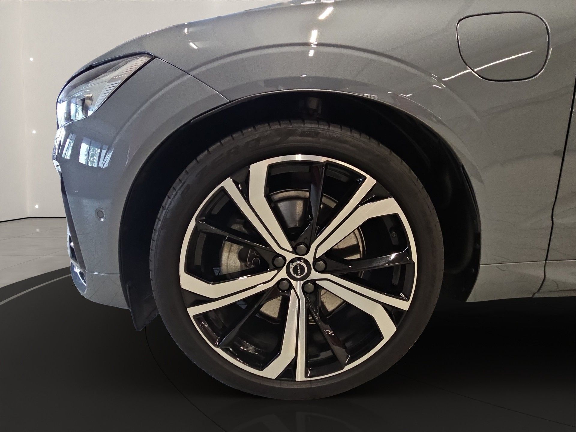 VOLVO XC60 2.0 T8 TE XCENTRIC eAWD-image-5