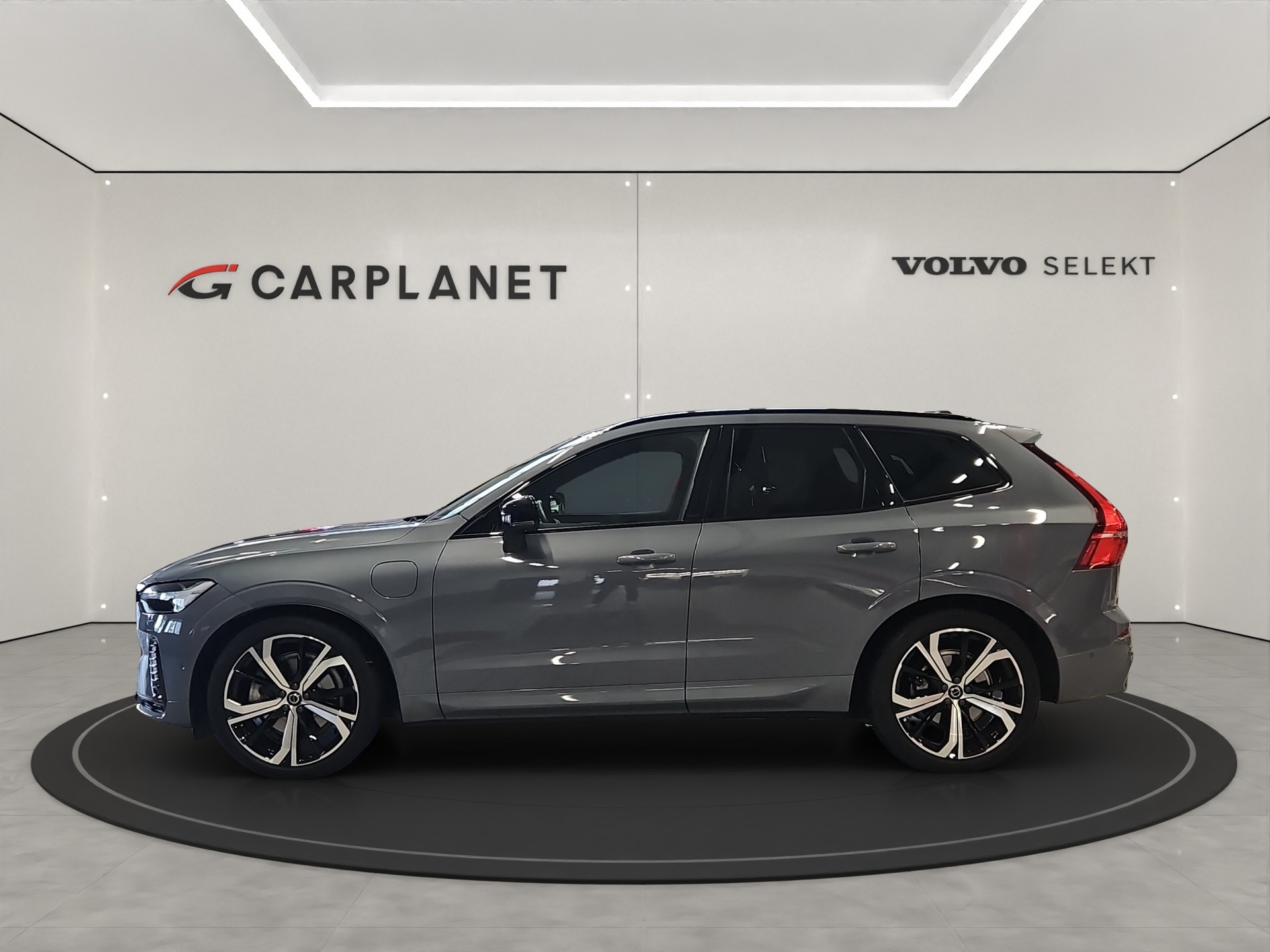 VOLVO XC60 2.0 T8 TE XCENTRIC eAWD-showroom-element-1