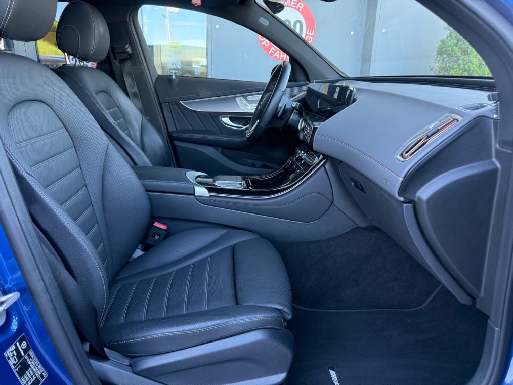 MERCEDES-BENZ EQC 400 AMG Line 4Matic-image-9
