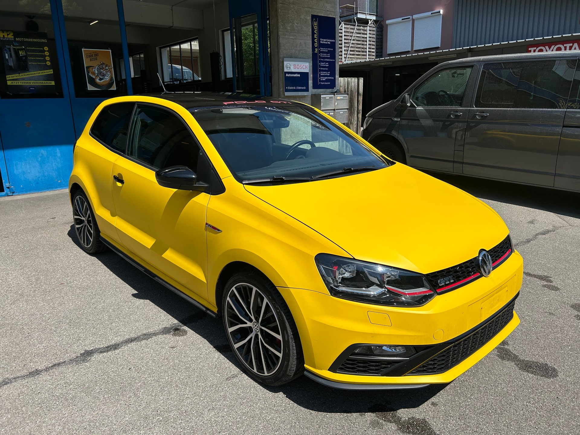 VW Polo 1.8 TSI GTI-image-2