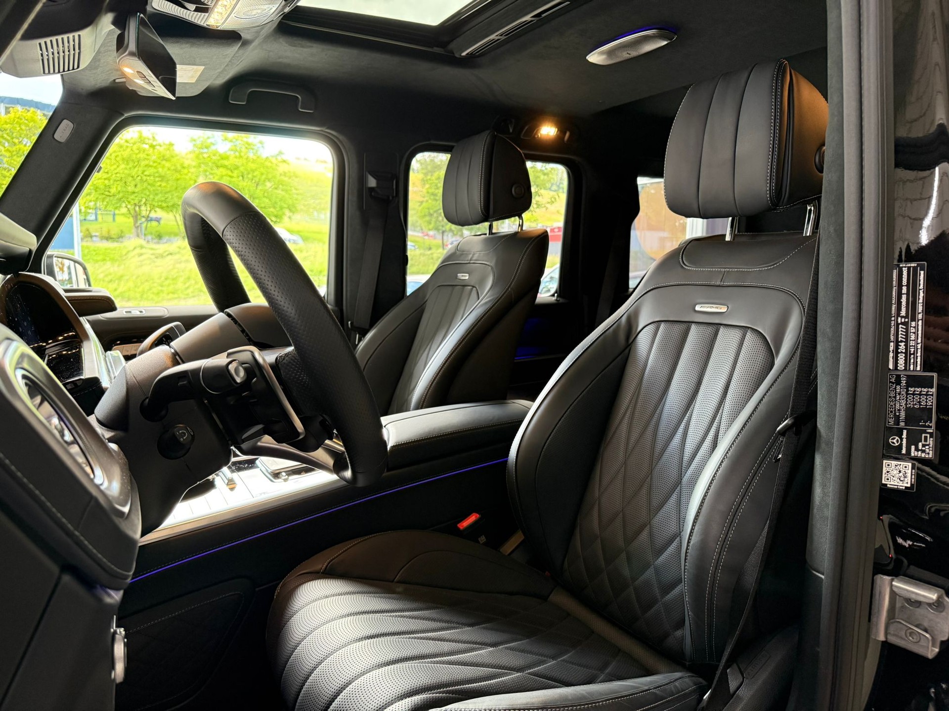 MERCEDES-BENZ G 63 AMG 9G-Tronic-image-11