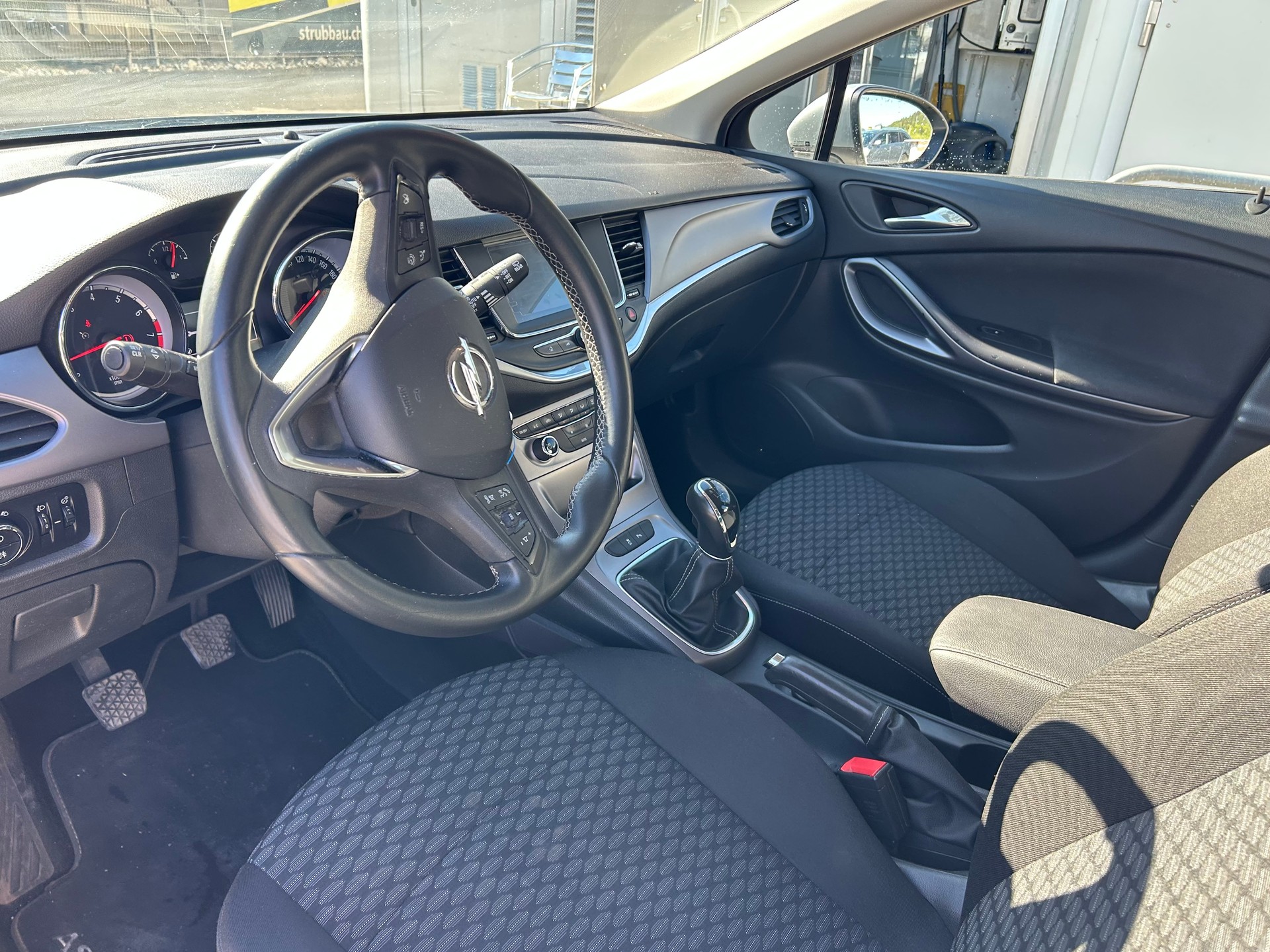 OPEL Astra SportsTourer 1.4i 16V Turbo Sport-image-10