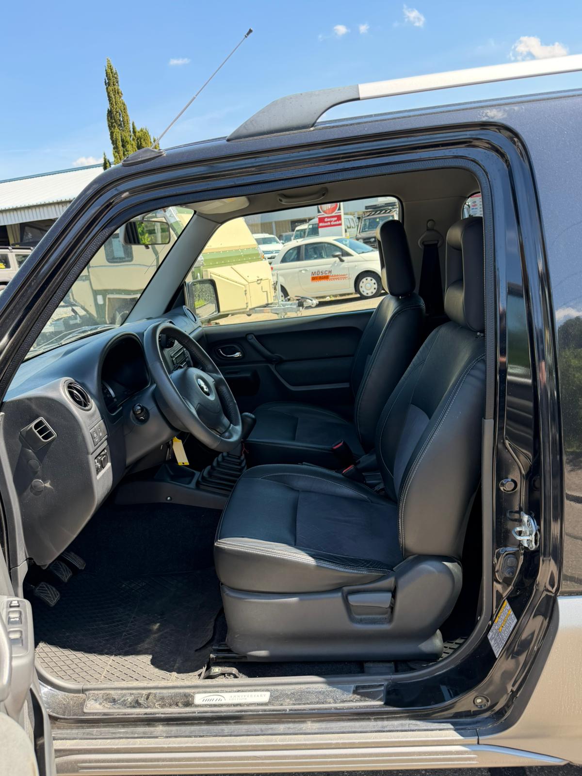 SUZUKI Jimny 1.3 16V GL Top Special Edition-image-6