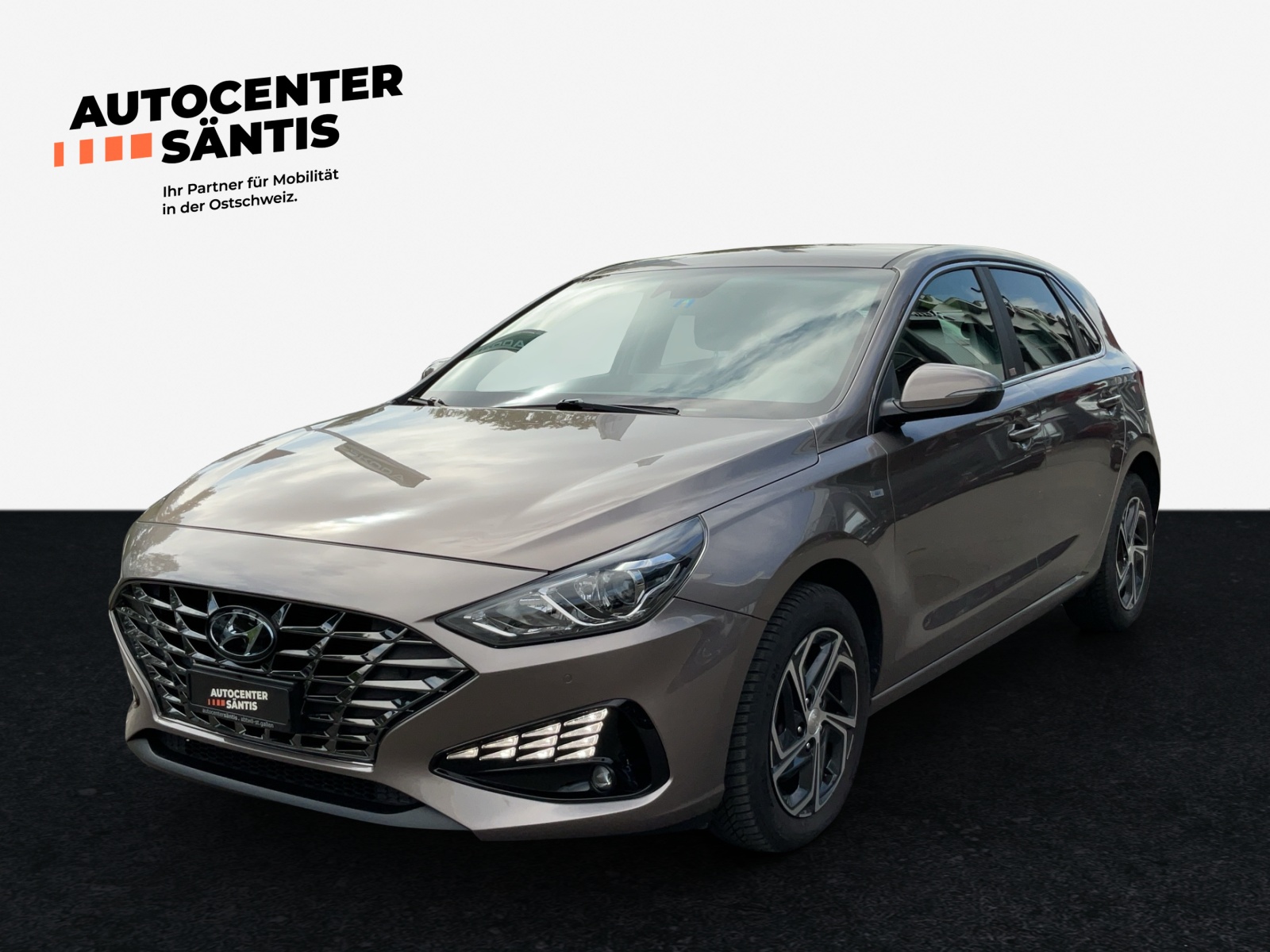 HYUNDAI i30 1.5 T-GDi Amplia 48V MH DCT