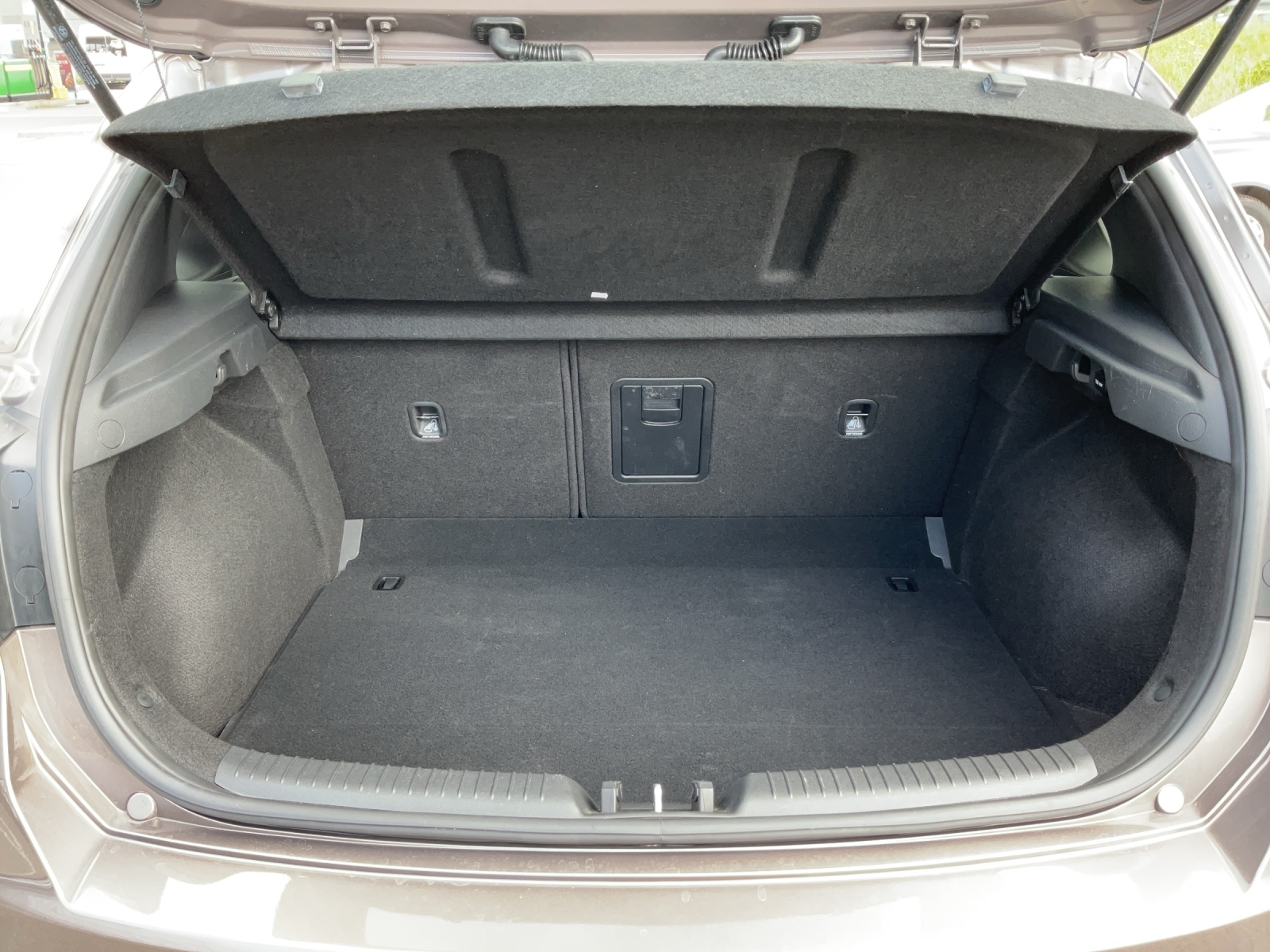 HYUNDAI i30 1.5 T-GDi Amplia 48V MH DCT-image-12