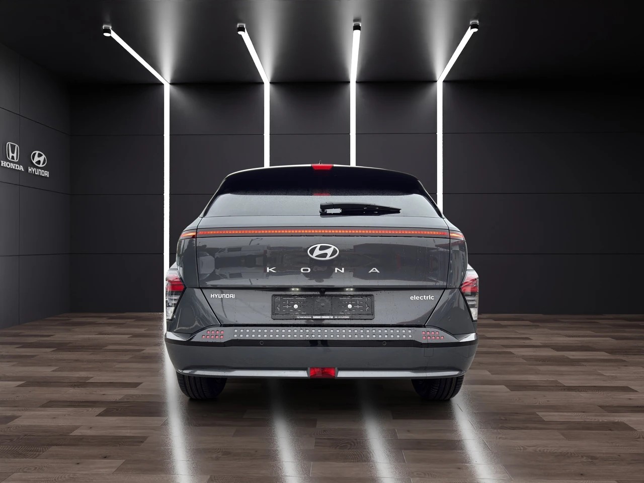 HYUNDAI Kona EV 65.4 kWh Amplia-image-5