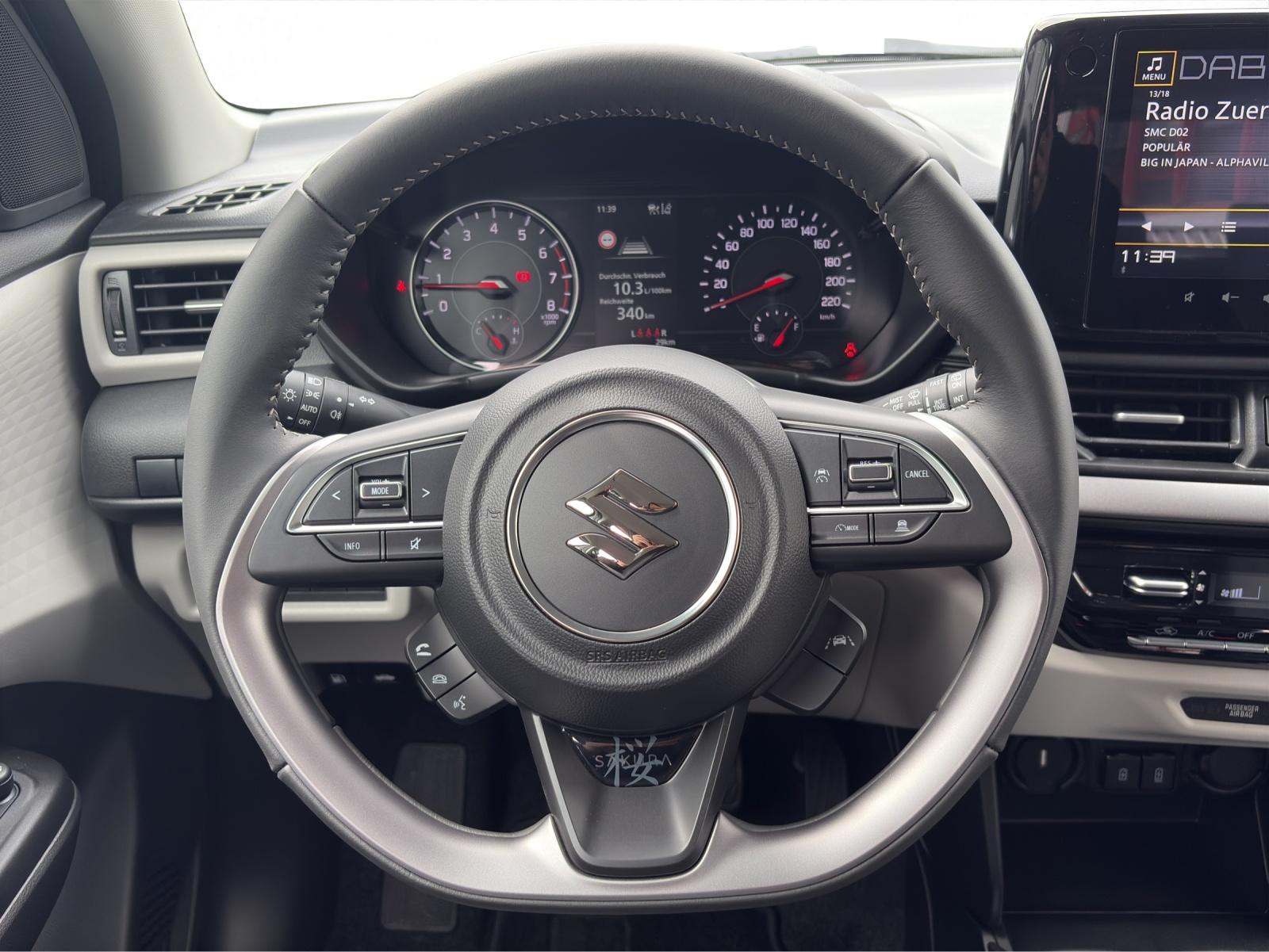 SUZUKI Swift 1.2 Sakura Top Hybrid 4x4-image-10
