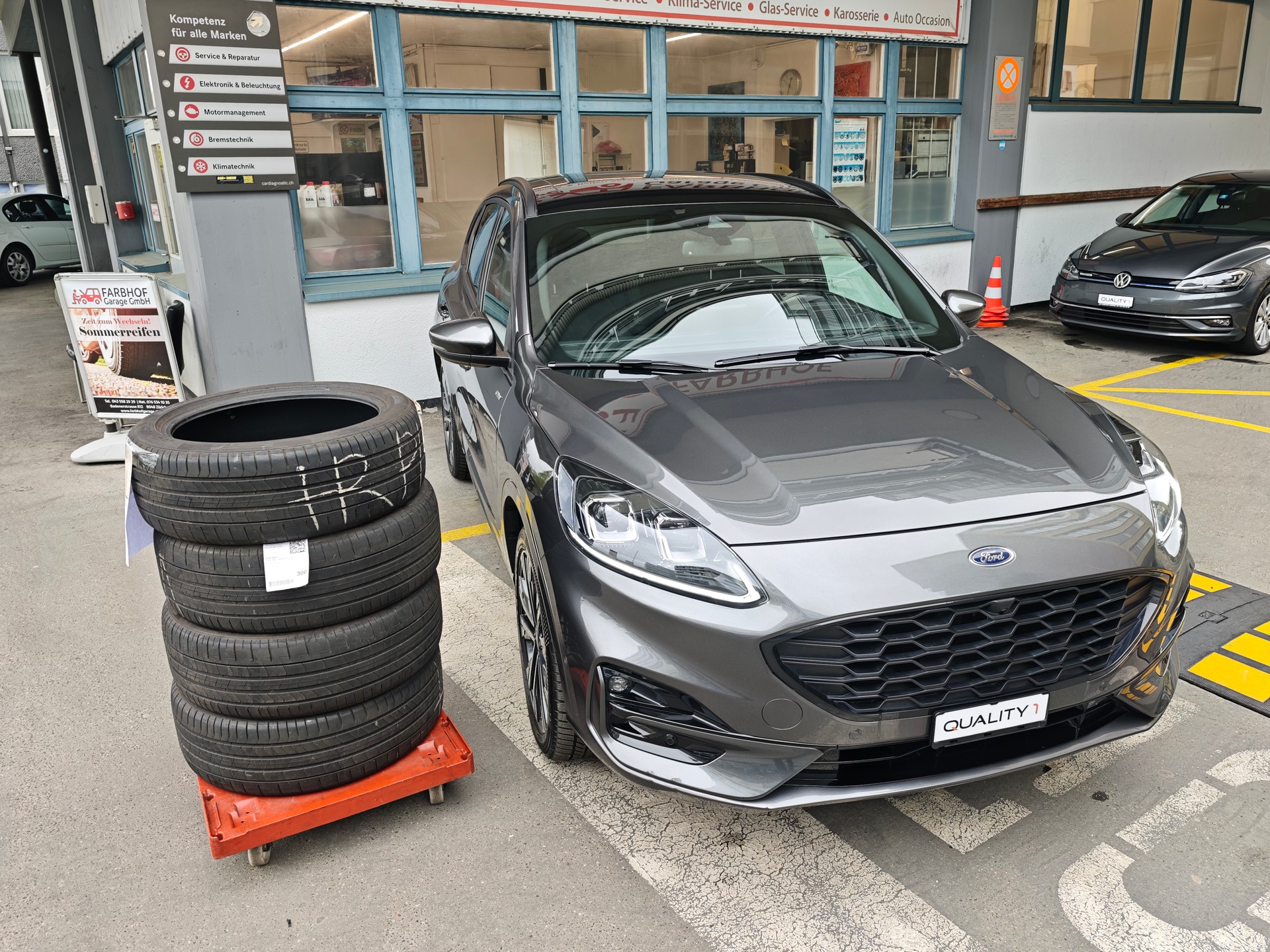 FORD Kuga 2.5 PHEV ST-Line X 2WD-image-7