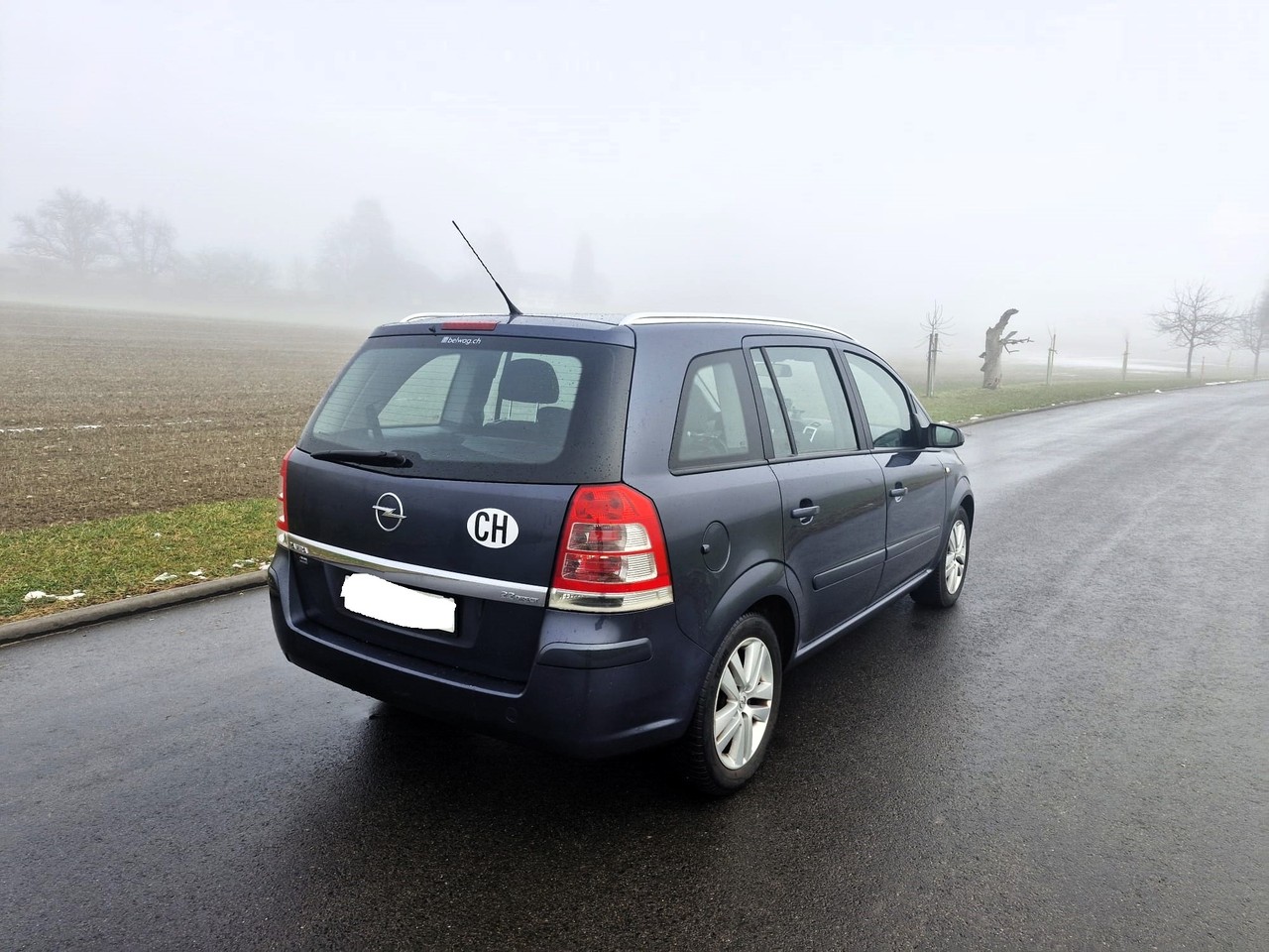 OPEL Zafira 2.2i 16V Enjoy Automatic-image-4
