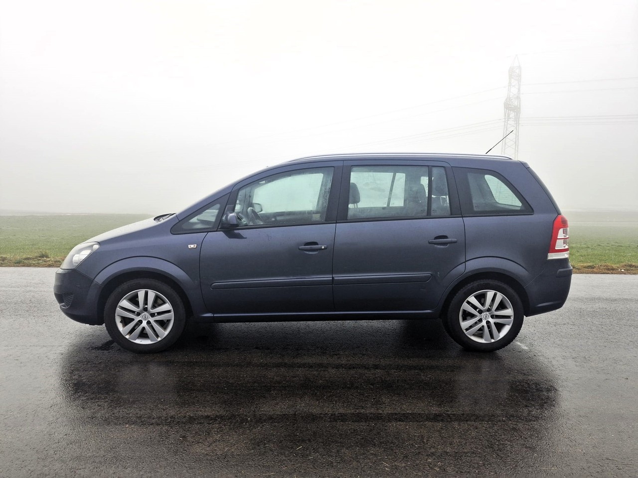 OPEL Zafira 2.2i 16V Enjoy Automatic-image-2