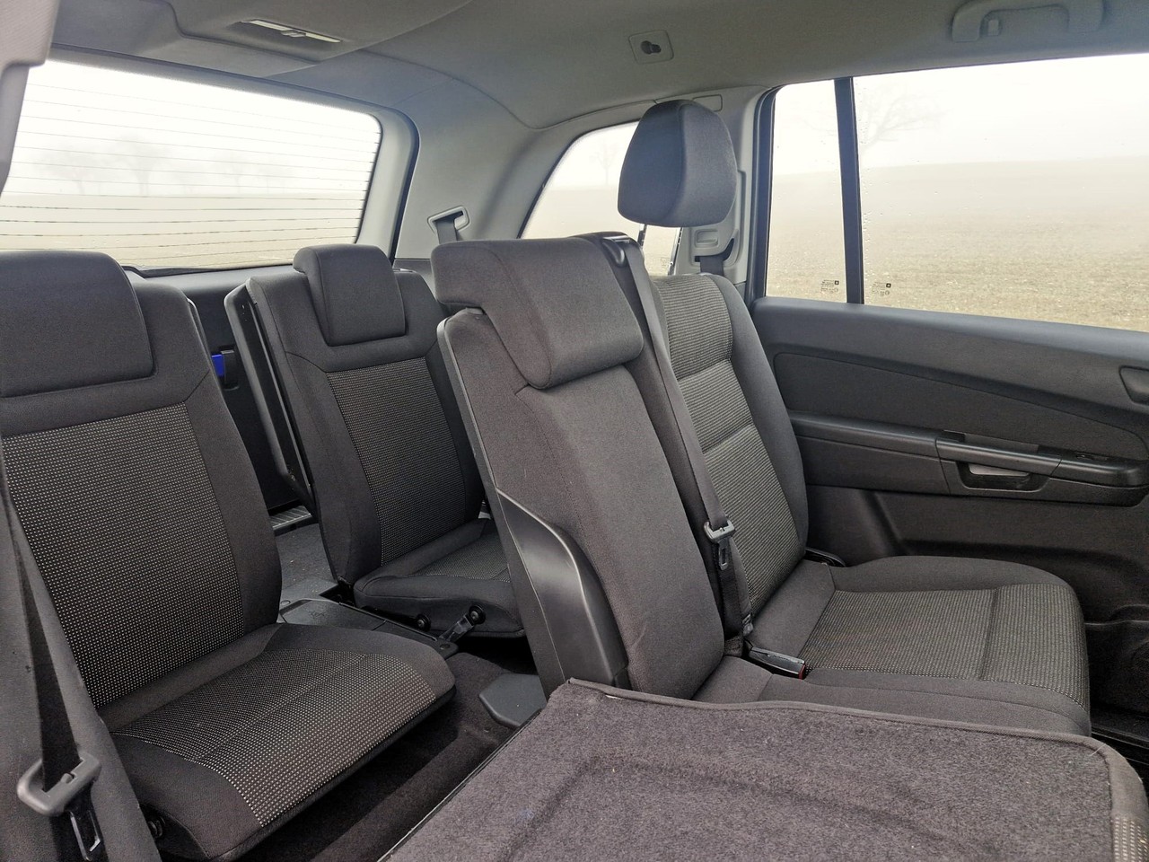OPEL Zafira 2.2i 16V Enjoy Automatic-image-9