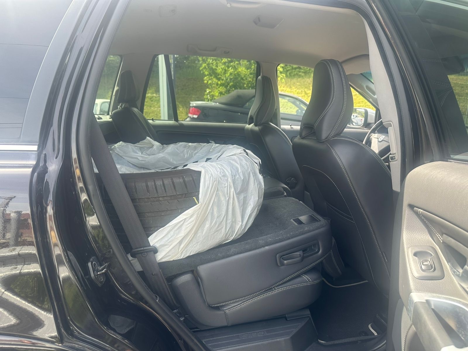 VOLVO XC90 D5 AWD R-Design Geartronic-image-6
