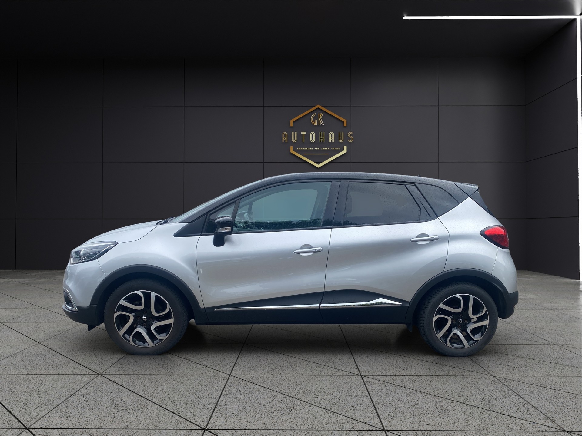 RENAULT Captur 1.2 T 16V Dynamique EDC-image-1