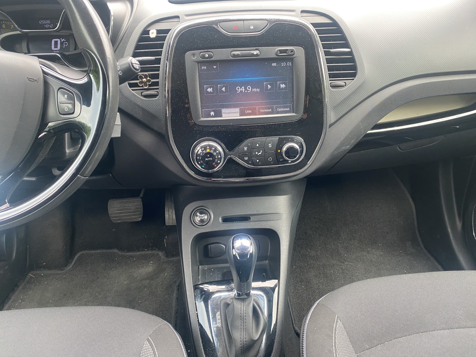 RENAULT Captur 1.2 T 16V Dynamique EDC-image-13