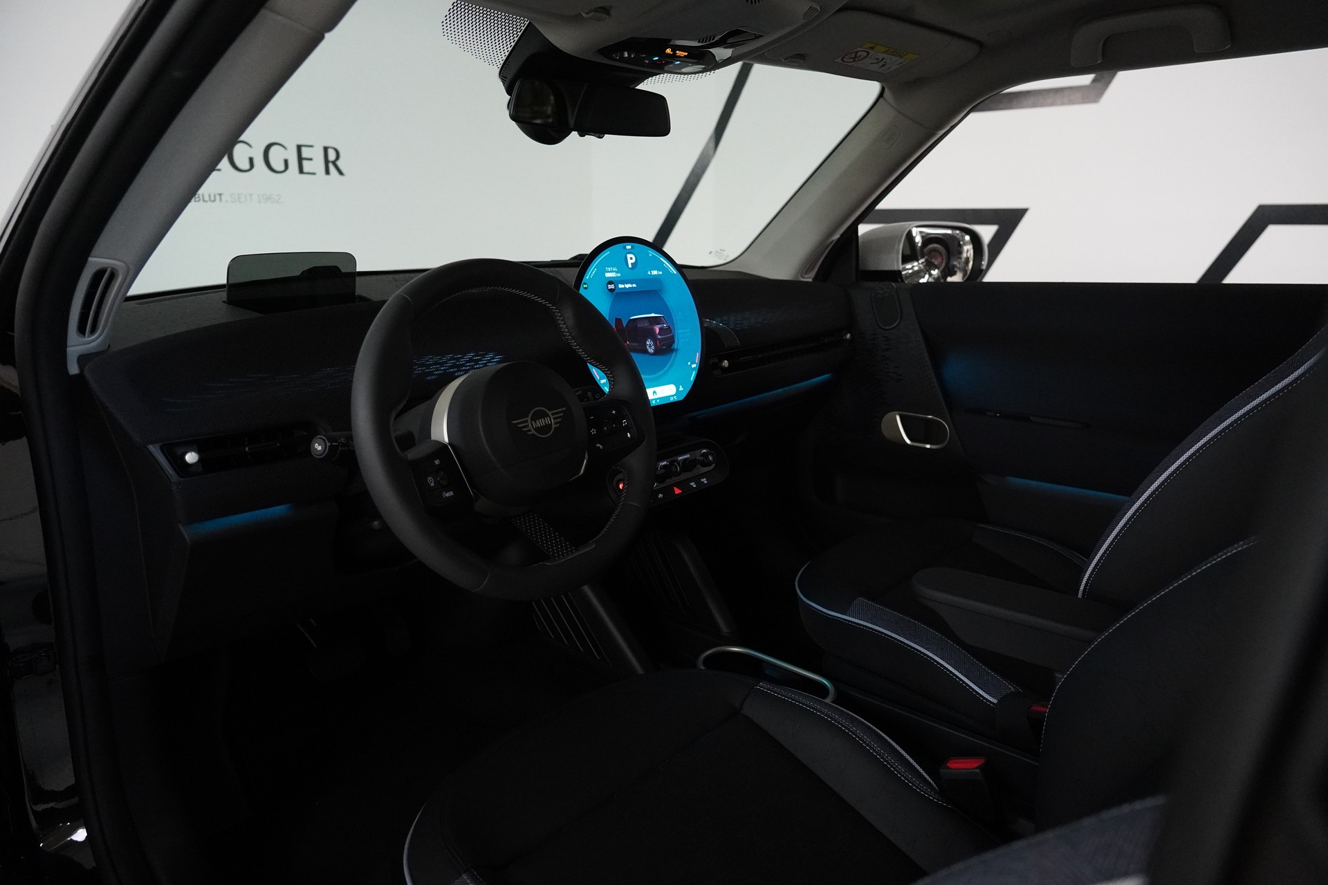 MINI Cooper SE-image-23