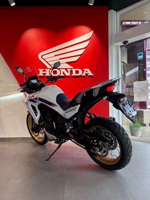HONDA XL 750 Transalp E-clutch-image-4