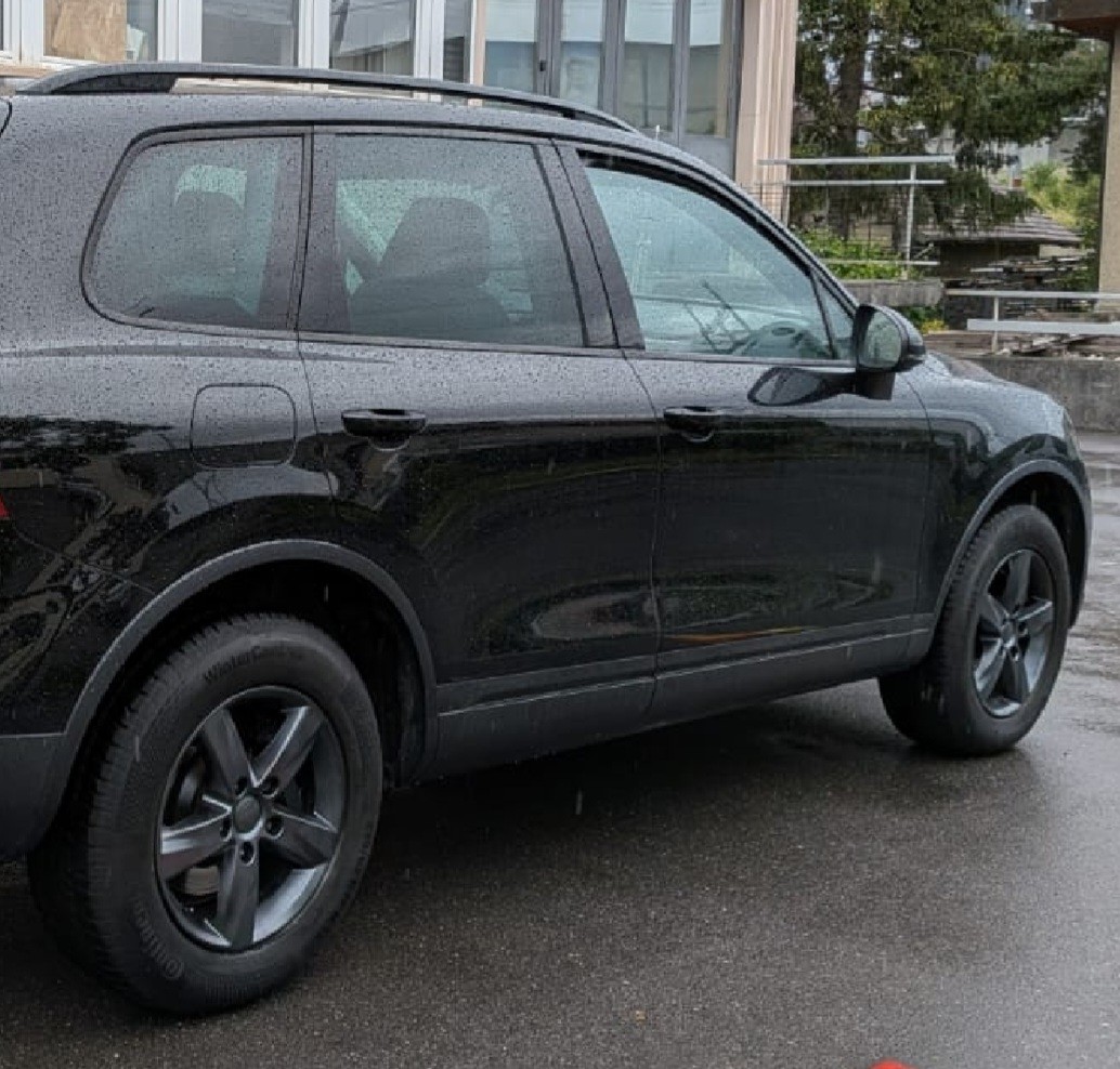 VW Touareg 3.0 TDI BlueMotion Technology Tiptronic-image-5