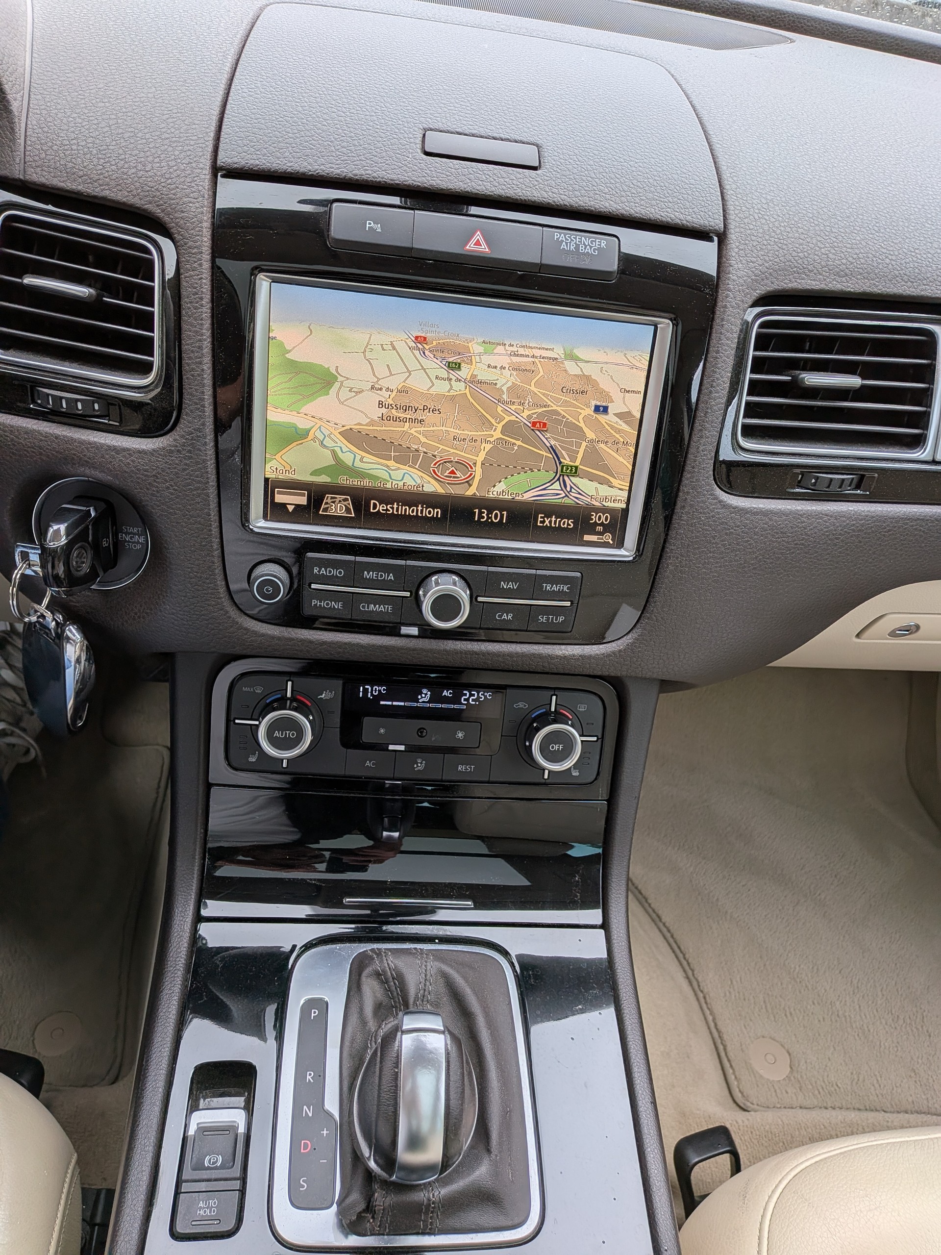 VW Touareg 3.0 TDI BlueMotion Technology Tiptronic-image-13