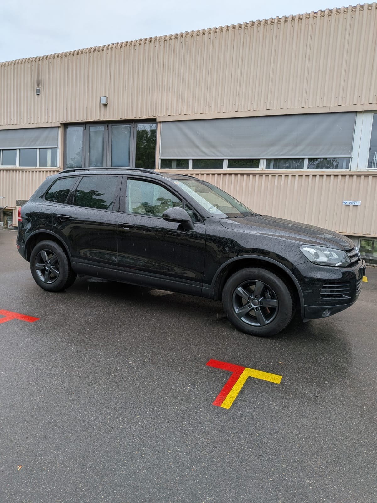 VW Touareg 3.0 TDI BlueMotion Technology Tiptronic-image-4