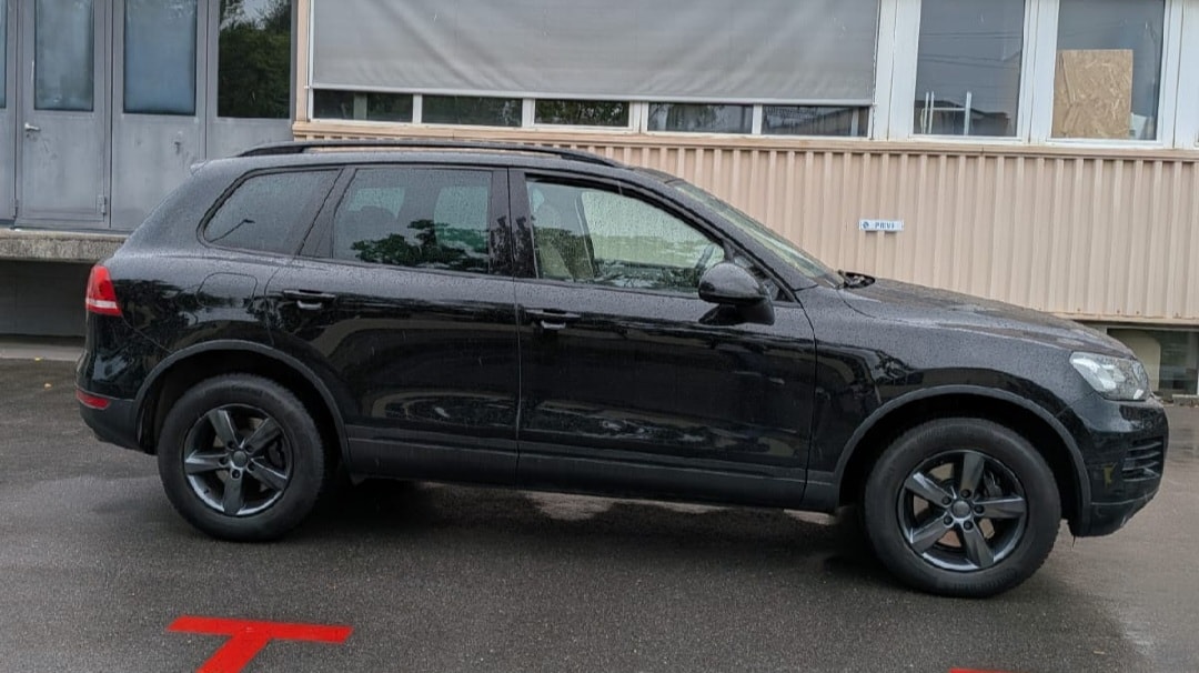 VW Touareg 3.0 TDI BlueMotion Technology Tiptronic-image-4