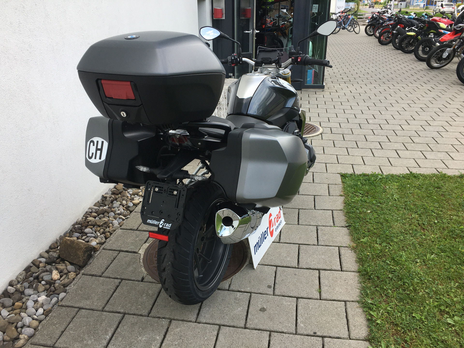 BMW R 1250 R-showroom-element-2