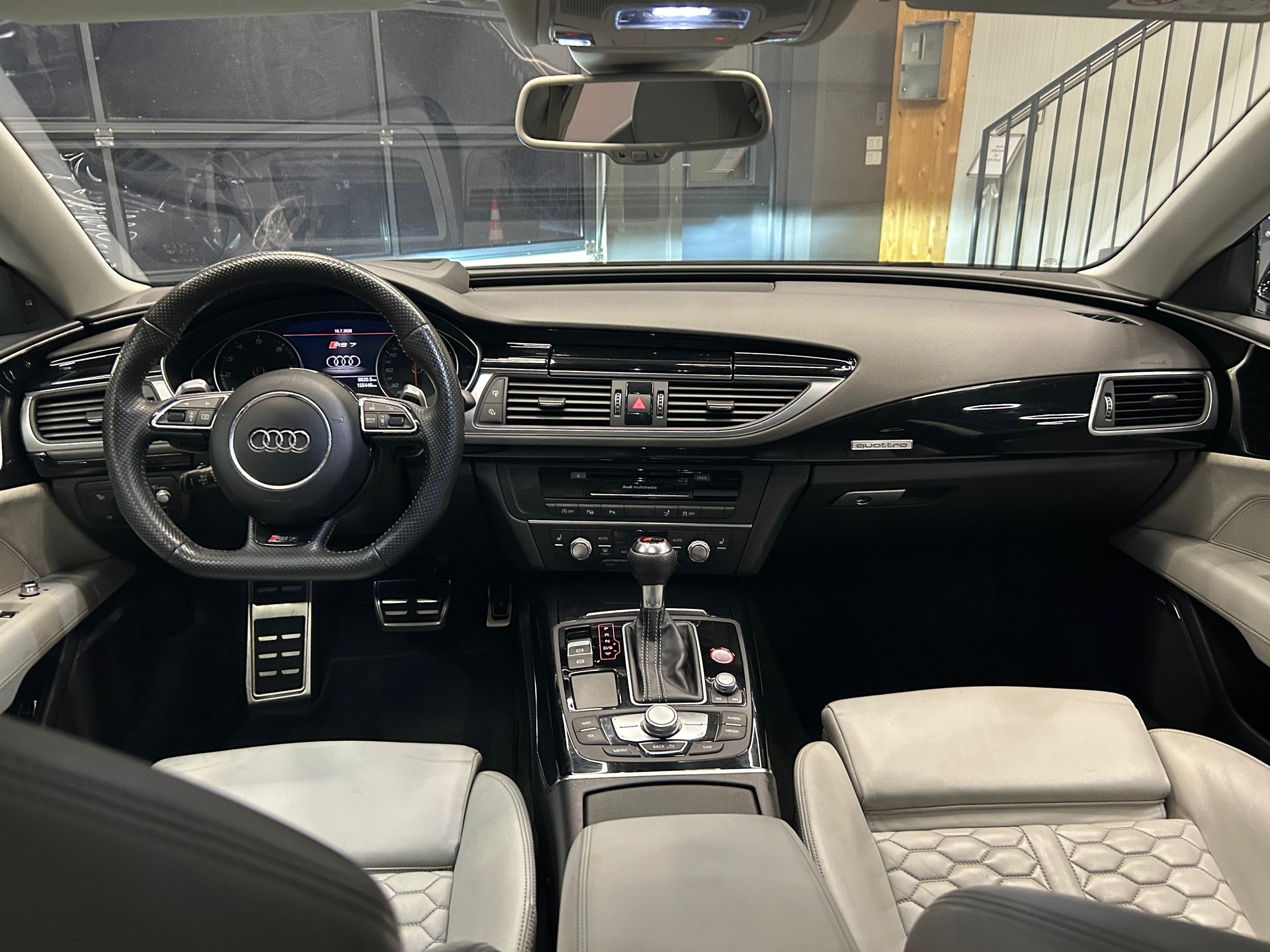 AUDI RS7 Sportback 4.0 TFSI V8 performance quattro-image-10