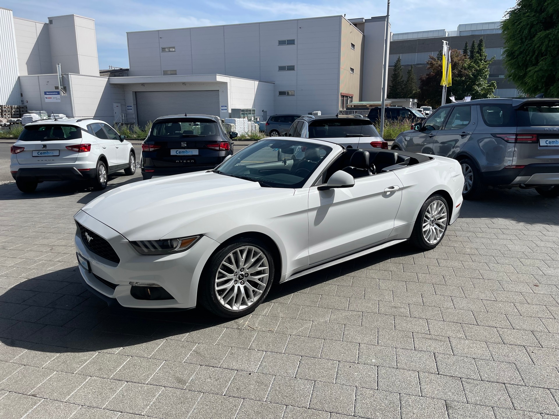 FORD Mustang Convertible 2.3 Automat-image-1
