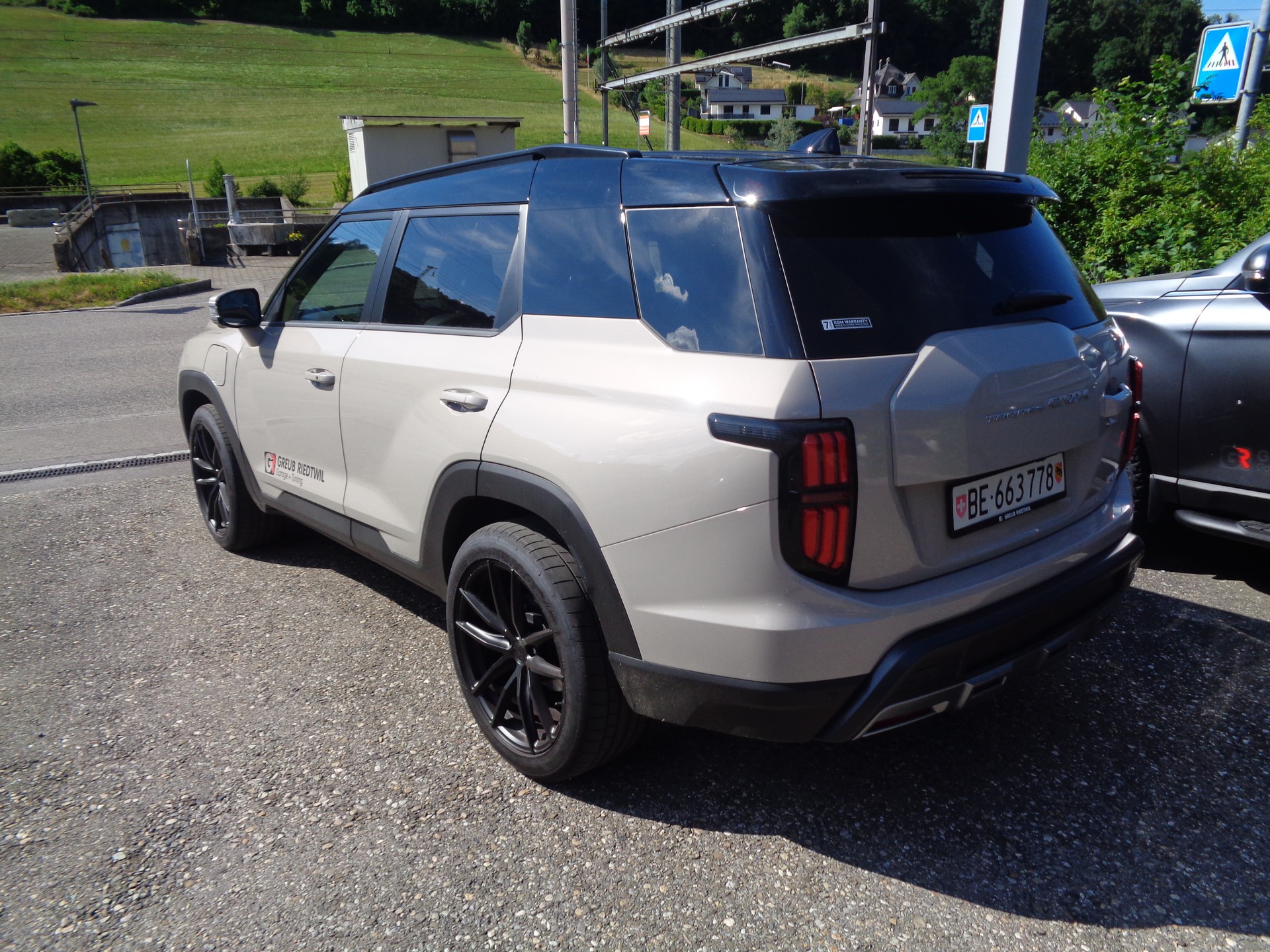 KGM-SsangYong Torres EVX 81 kWh Titanium-showroom-element-2