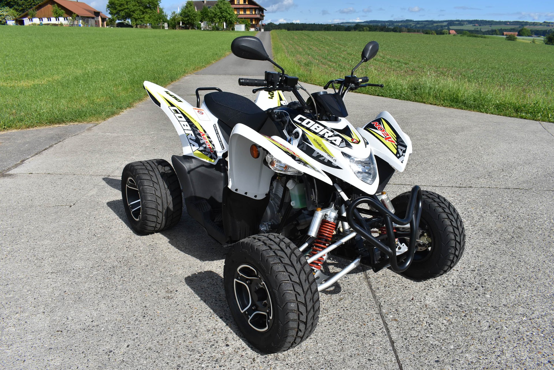 AEON Supermoto 400-image-0