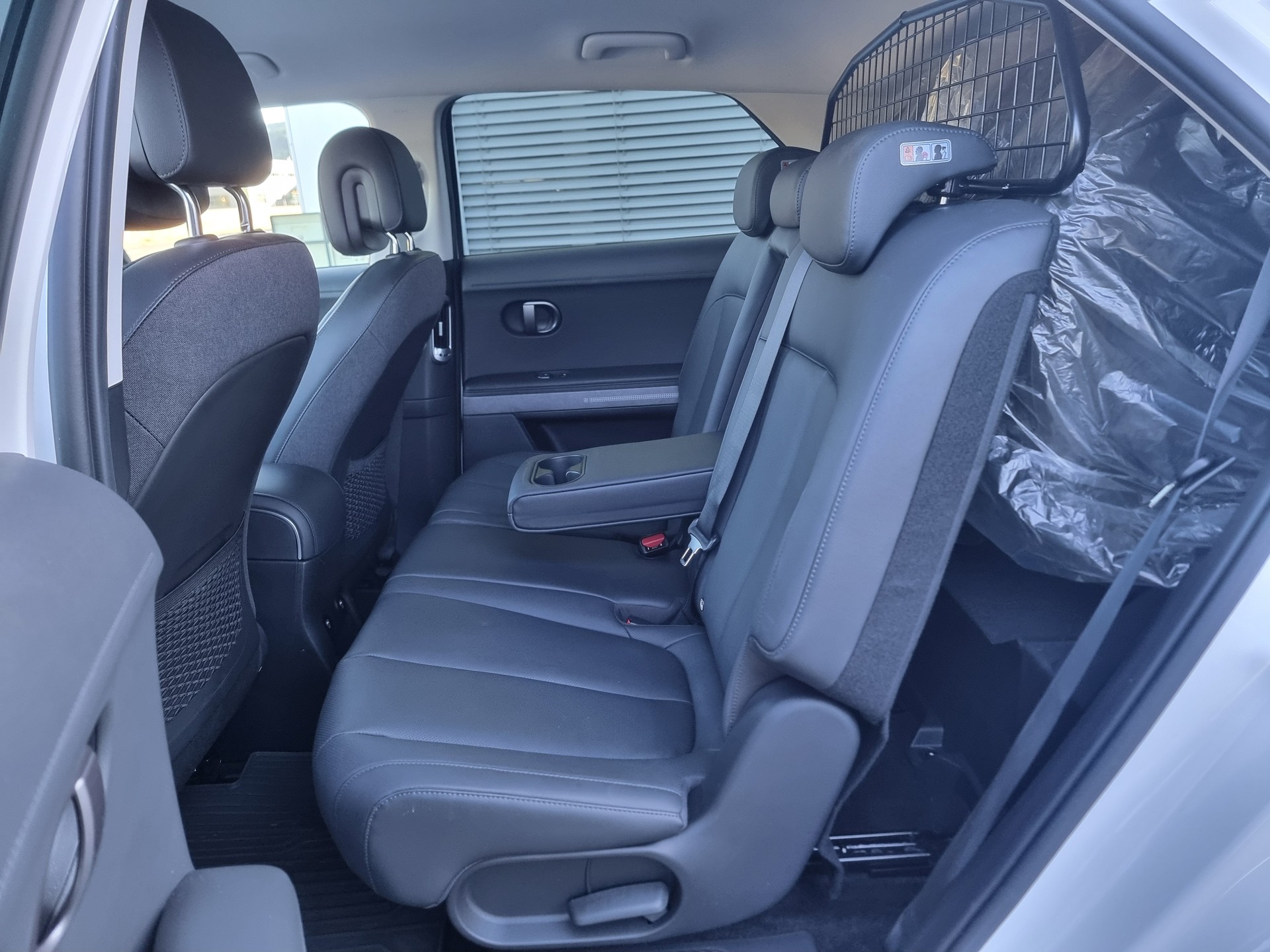 HYUNDAI Ioniq 5 84 kWh Amplia 2WD-image-8