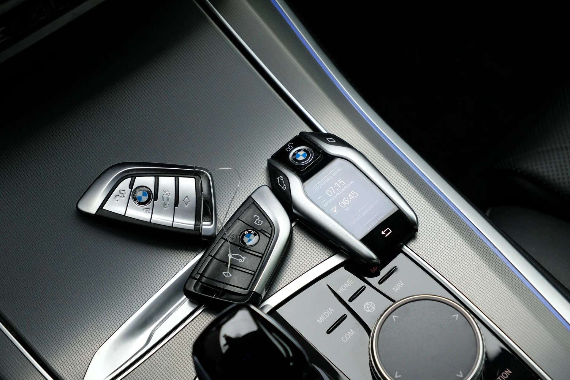 BMW X5 xDrive 48V 40i Steptronic-image-16