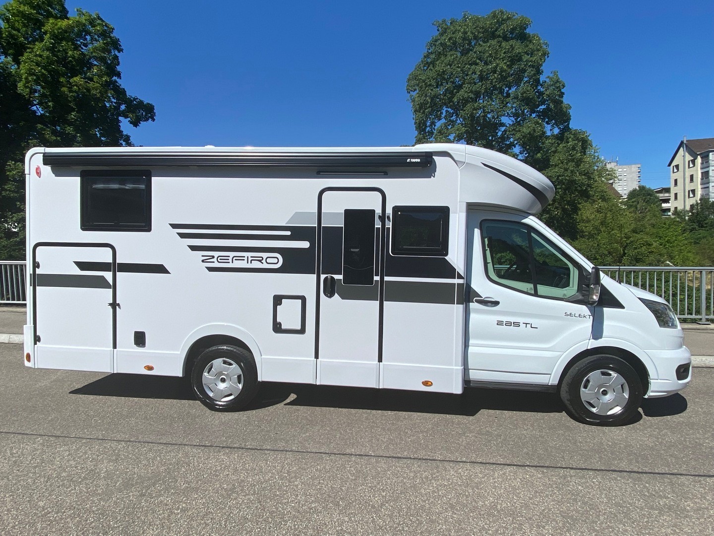 ROLLER TEAM Zefiro 285 TL, Ford Transit 2.0TDCi 165PS Automat-showroom-element-1