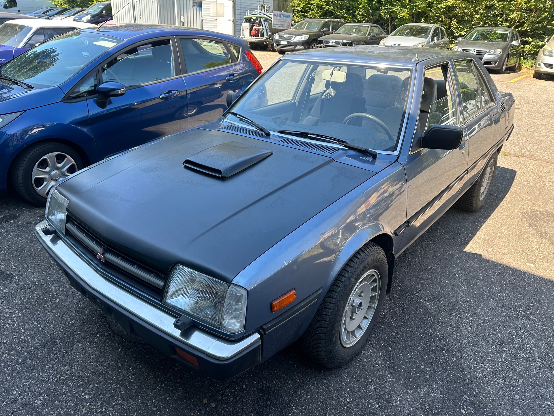 MITSUBISHI Tredia 1800,4x4