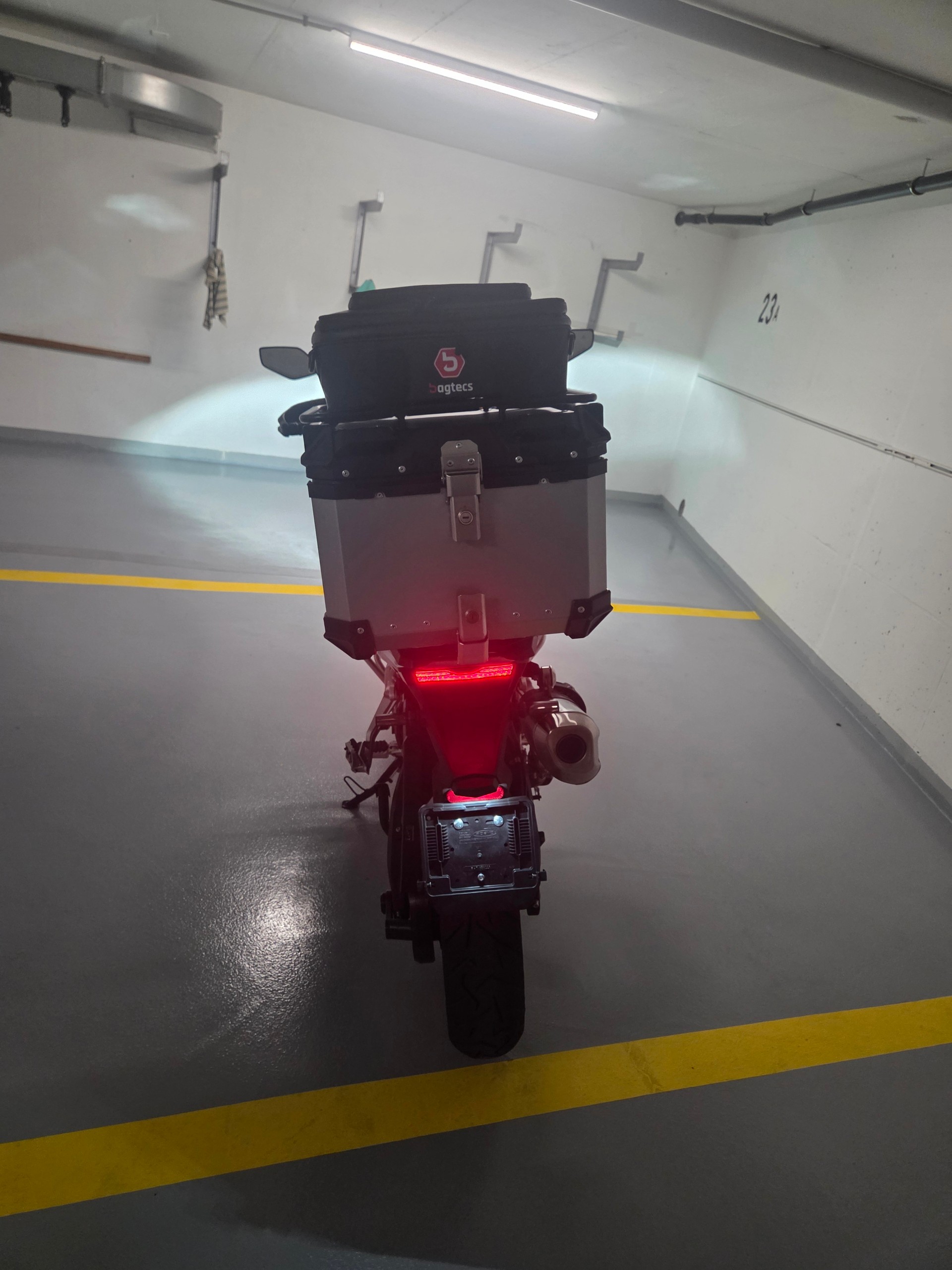 VOGE 900DSX-image-3